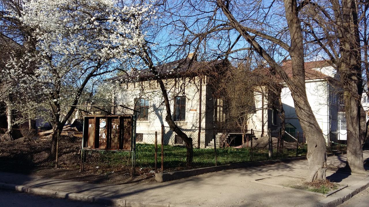 Hostel Mif Ivano-Frankivsk Esterno foto