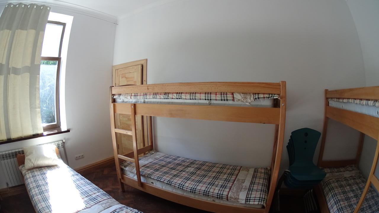Hostel Mif Ivano-Frankivsk Esterno foto