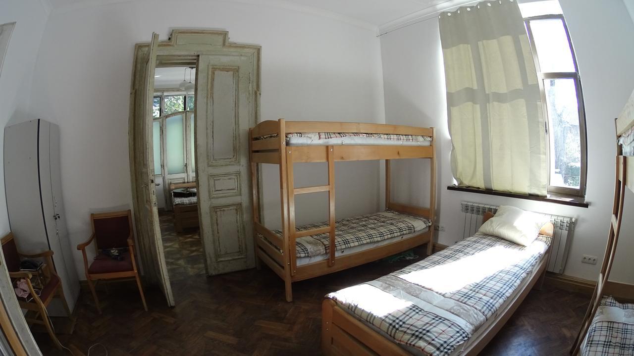 Hostel Mif Ivano-Frankivsk Esterno foto